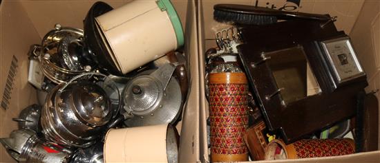 A quantity of Art Deco chrome wares, brush sets etc
